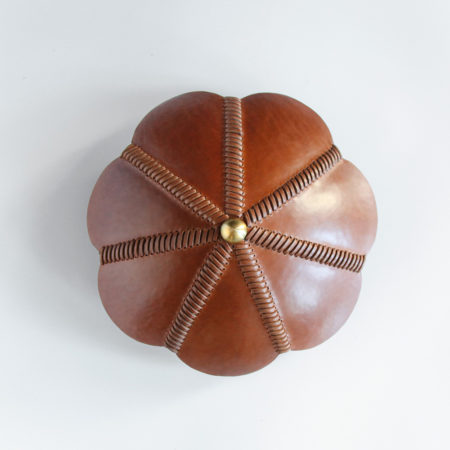<a href="https://www.lavivahome.mom/shop/lighting/talabartero-collection-saddle-lamps/">Talabartero Saddle Lamps</a><br /><span style="font-size:9pt;" > Noma Sconce</span>
