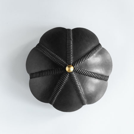 <a href="https://www.lavivahome.mom/shop/lighting/talabartero-collection-saddle-lamps/">Talabartero Saddle Lamps</a><br /><span style="font-size:9pt;" > Noma Sconce</span>