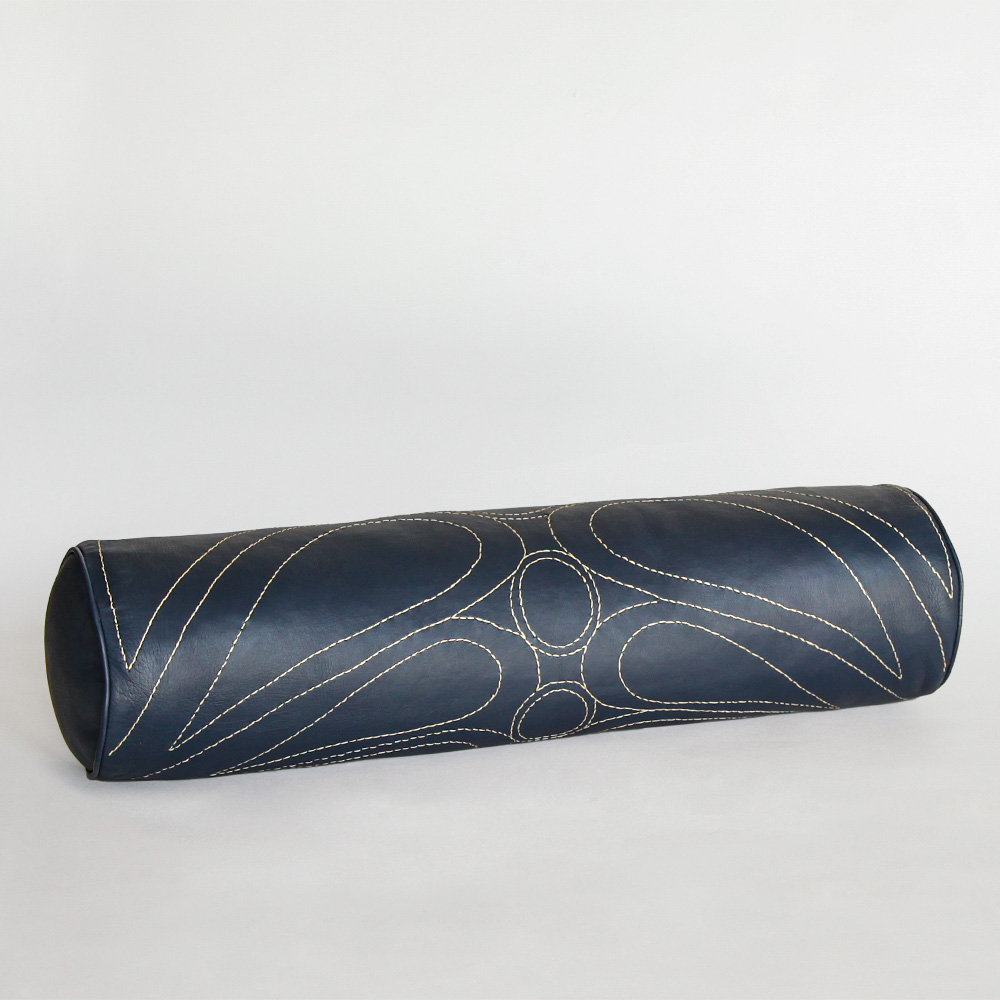 <a href="https://www.lavivahome.mom/talabartero-leather-poufs-pillows-collection/">Talabartero Collection</a><br /><span style="font-size:9pt;" > Embroidered Bolster Pillow</span>