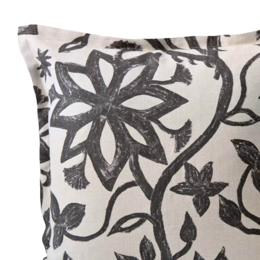 <a href="https://www.lavivahome.mom/shop/khovar-collection-pillows/">Khovar Collection</a><br /><span style="font-size:9pt;" >Pillow</span> - Image 2