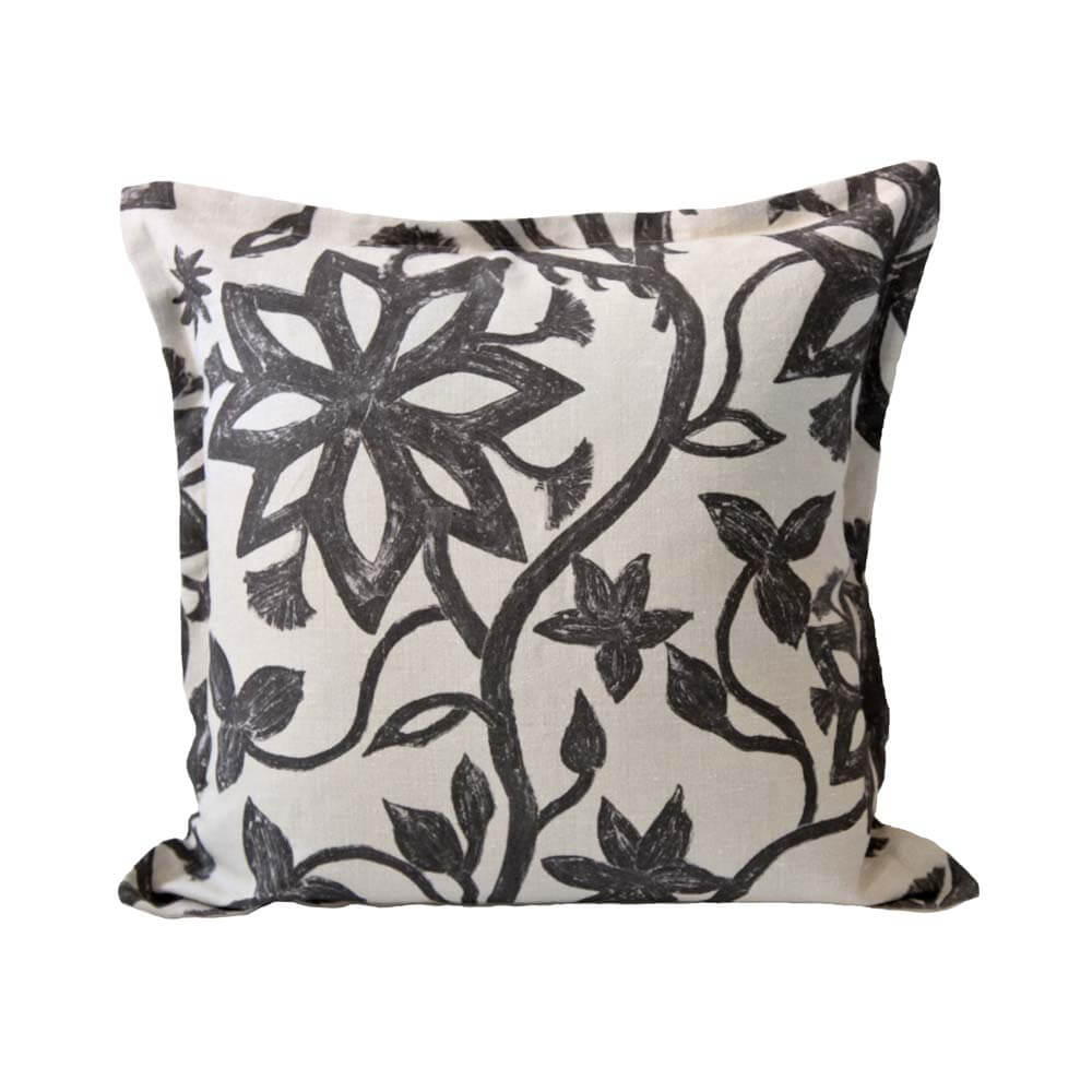 <a href="https://www.lavivahome.mom/shop/khovar-collection-pillows/">Khovar Collection</a><br /><span style="font-size:9pt;" >Pillow</span>