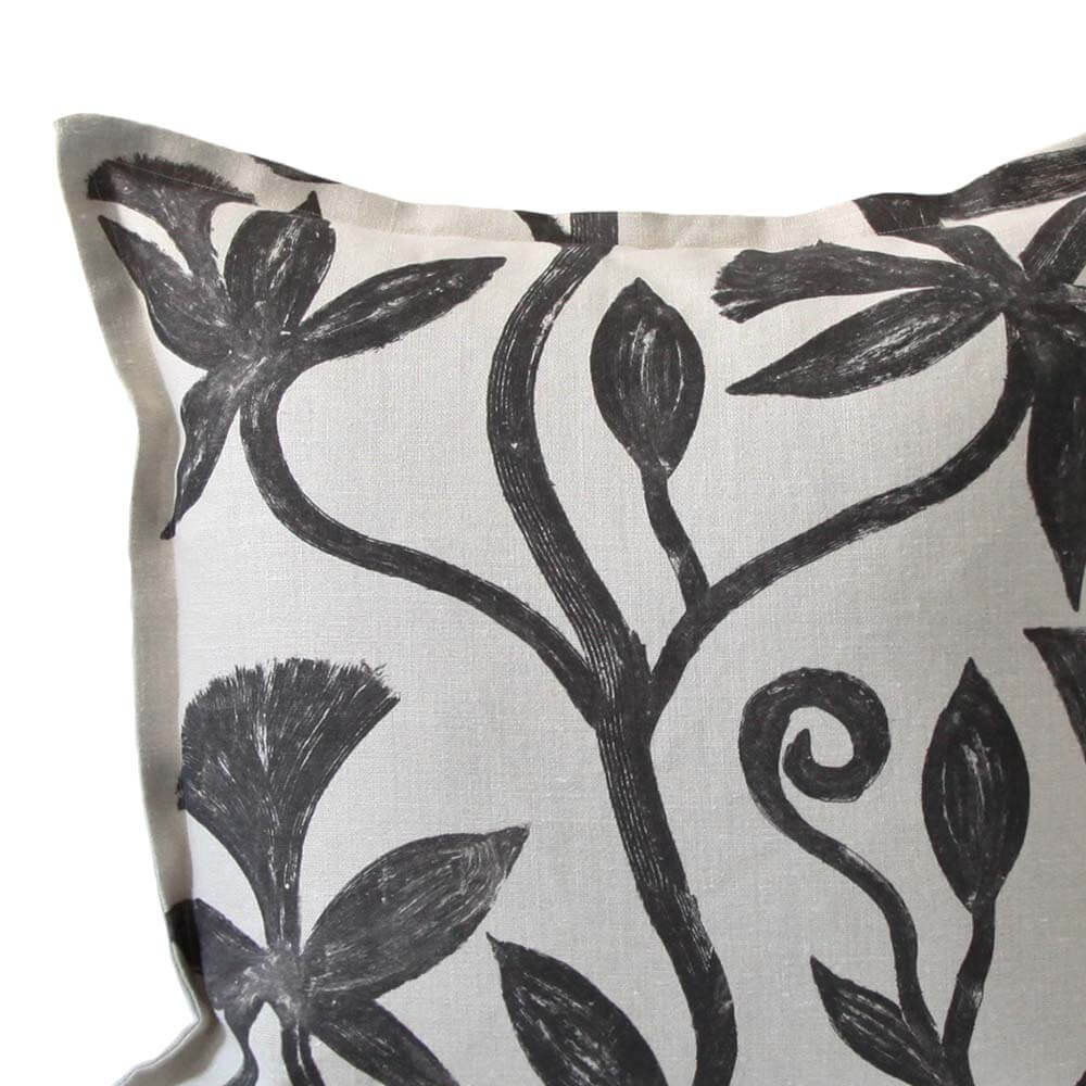 <a href="https://www.lavivahome.mom/shop/khovar-collection-pillows/">Khovar Collection</a><br /><span style="font-size:9pt;" >Pillow</span> - Image 7