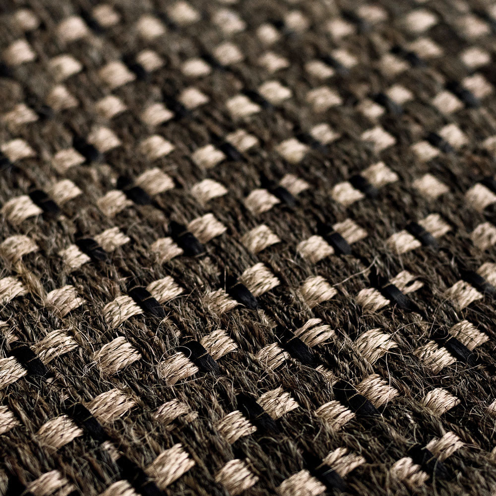 <a href="https://www.lavivahome.mom/shop/crin-collection/">Colombian Crin Rugs</a><br /><span style="font-size:9pt;" >Horsehair + Jute + Leather</span> - Image 14
