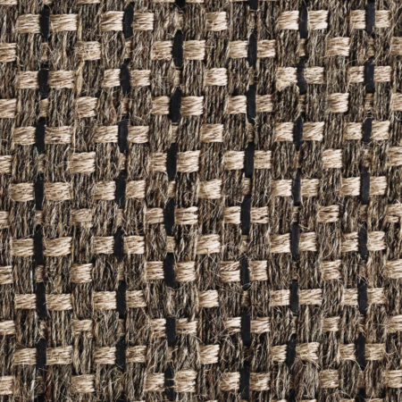 <a href="https://www.lavivahome.mom/shop/crin-collection/">Colombian Crin Rugs</a><br /><span style="font-size:9pt;" >Horsehair + Jute + Leather</span>