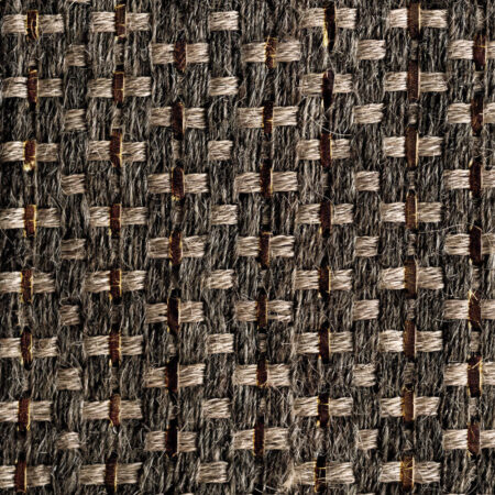 <a href="https://www.lavivahome.mom/shop/crin-collection/">Colombian Crin Rugs</a><br /><span style="font-size:9pt;" >Horsehair + Jute + Leather</span>