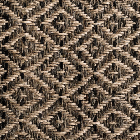 <a href="https://www.lavivahome.mom/shop/crin-collection/">Colombian Crin Rugs</a><br /><span style="font-size:9pt;" >Horsehair + Jute + Leather, Diamonds</span>