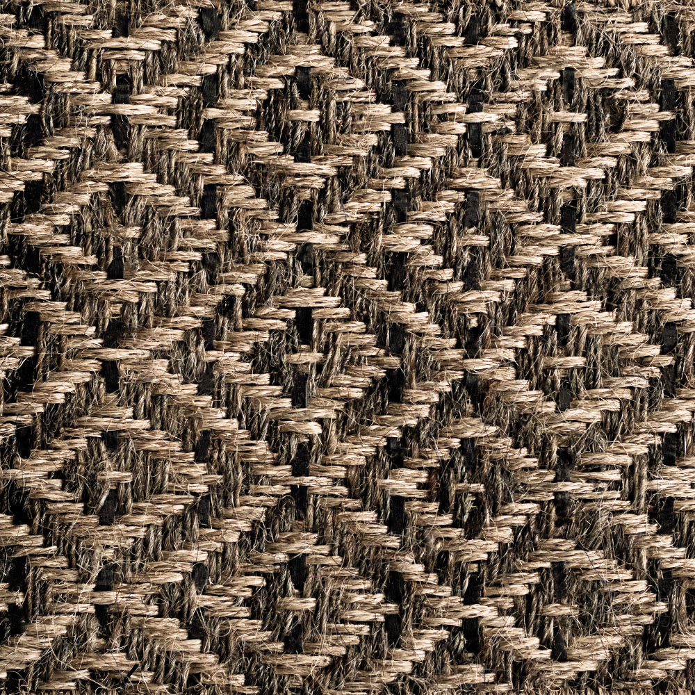 <a href="https://www.lavivahome.mom/shop/crin-collection/">Colombian Crin Rugs</a><br /><span style="font-size:9pt;" >Horsehair + Jute + Leather, Diamonds</span>