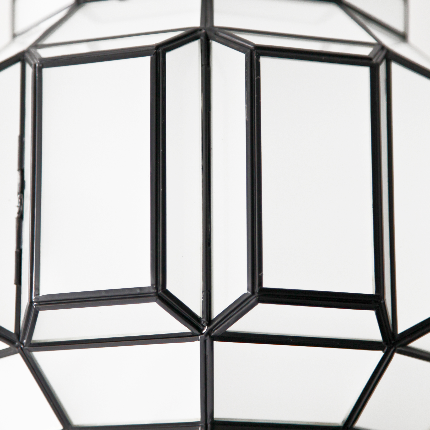 <a href="https://www.lavivahome.mom/shop/lighting/granada-lanterns/">Granada Lanterns</a><br /><span style="font-size:9pt;" > Alhambra II</span> - Image 6