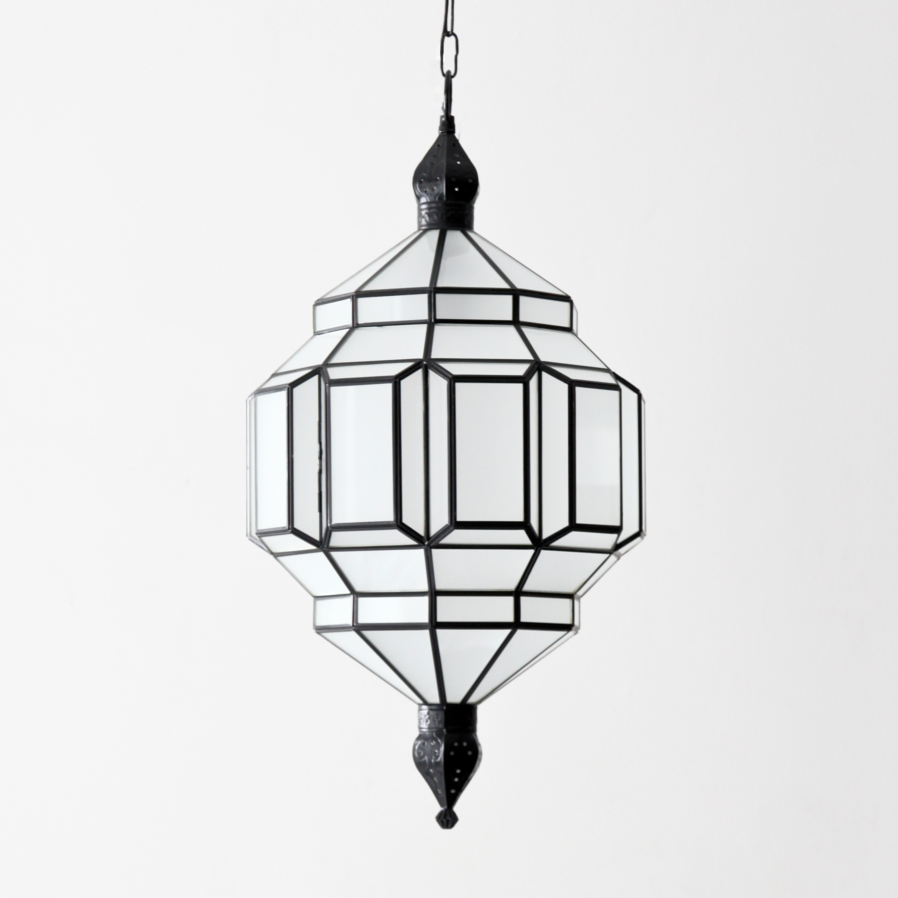 <a href="https://www.lavivahome.mom/shop/lighting/granada-lanterns/">Granada Lanterns</a><br /><span style="font-size:9pt;" > Alhambra II</span> - Image 5