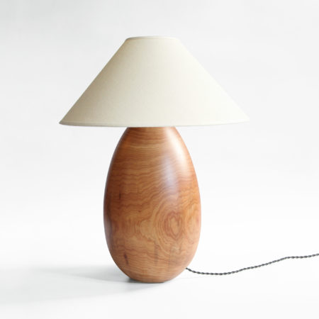 <a href="https://www.lavivahome.mom/shop/lighting/arbol-table-lamp-collection/">Árbol Table Lamps</a><br /><span style="font-size:9pt;" > TARARA L44 </span>
