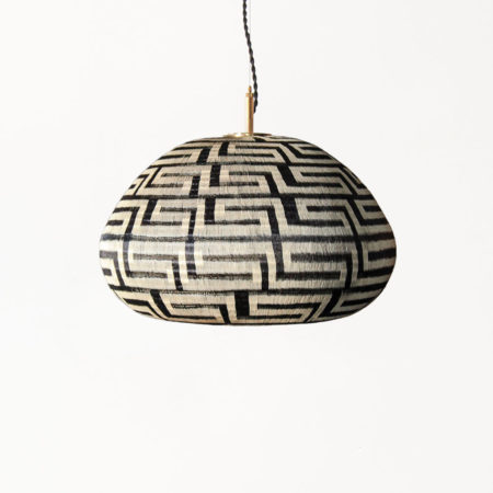<a href="https://www.lavivahome.mom/shop/lighting/werregue-lighting-collection/">Werregue Collection</a><br /><span style="font-size:9pt;" >Anzuelo Pendant</span>
