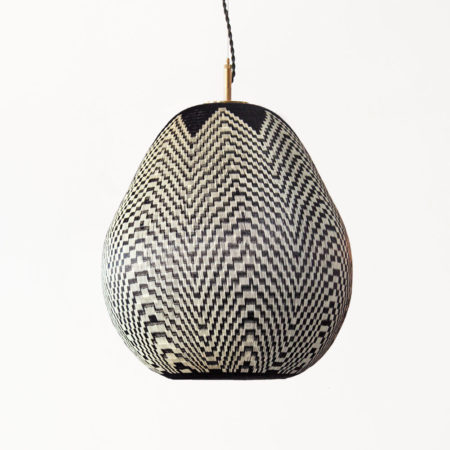 <a href="https://www.lavivahome.mom/shop/lighting/werregue-lighting-collection/">Werregue Collection</a><br /><span style="font-size:9pt;" >Rios Y Riacheulos Pendant</span>