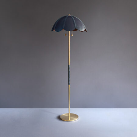 <a href="https://www.lavivahome.mom/lighting/talabartero-collection-saddle-lamps/">Saddle Lamps</a><br /><span style="font-size:9pt;" > Capa Floor Lamp</span>