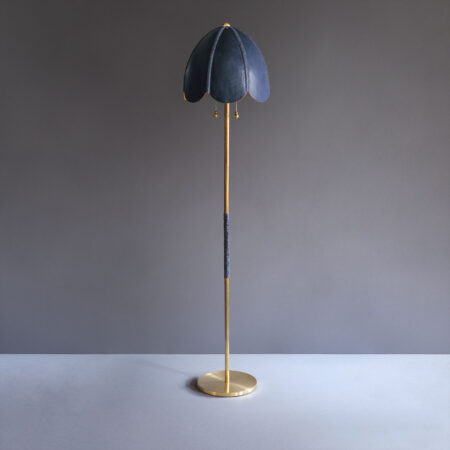 <a href="https://www.lavivahome.mom/lighting/talabartero-collection-saddle-lamps/">Saddle Lamps</a><br /><span style="font-size:9pt;" > Doma Floor Lamp</span>