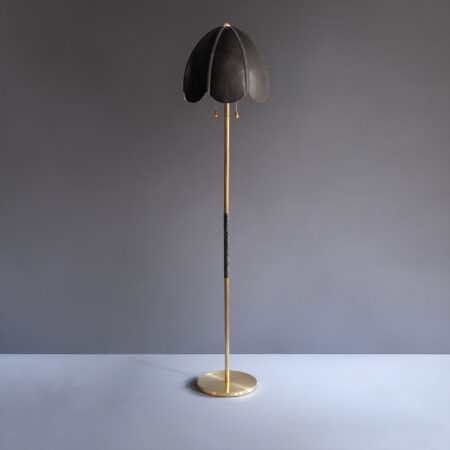 <a href="https://www.lavivahome.mom/lighting/talabartero-collection-saddle-lamps/">Saddle Lamps</a><br /><span style="font-size:9pt;" > Doma Floor Lamp</span>