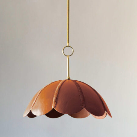 <a href="https://www.lavivahome.mom/lighting/talabartero-collection-saddle-lamps/">Saddle Lamps</a><br /><span style="font-size:9pt;" > Capa II Pendant Light</span>