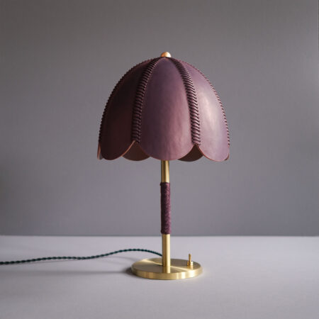 <a href="https://www.lavivahome.mom/lighting/talabartero-collection-saddle-lamps/">Saddle Lamps</a><br /><span style="font-size:9pt;" > Doma Table Lamp</span>