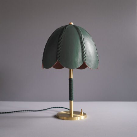 <a href="https://www.lavivahome.mom/lighting/talabartero-collection-saddle-lamps/">Saddle Lamps</a><br /><span style="font-size:9pt;" > Doma Table Lamp</span>