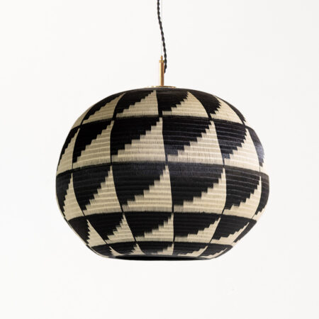 <a href="https://www.lavivahome.mom/lighting/werregue-lighting-collection/">Werregue Collection</a><br /><span style="font-size:9pt;" > Tambo Pendant</span>