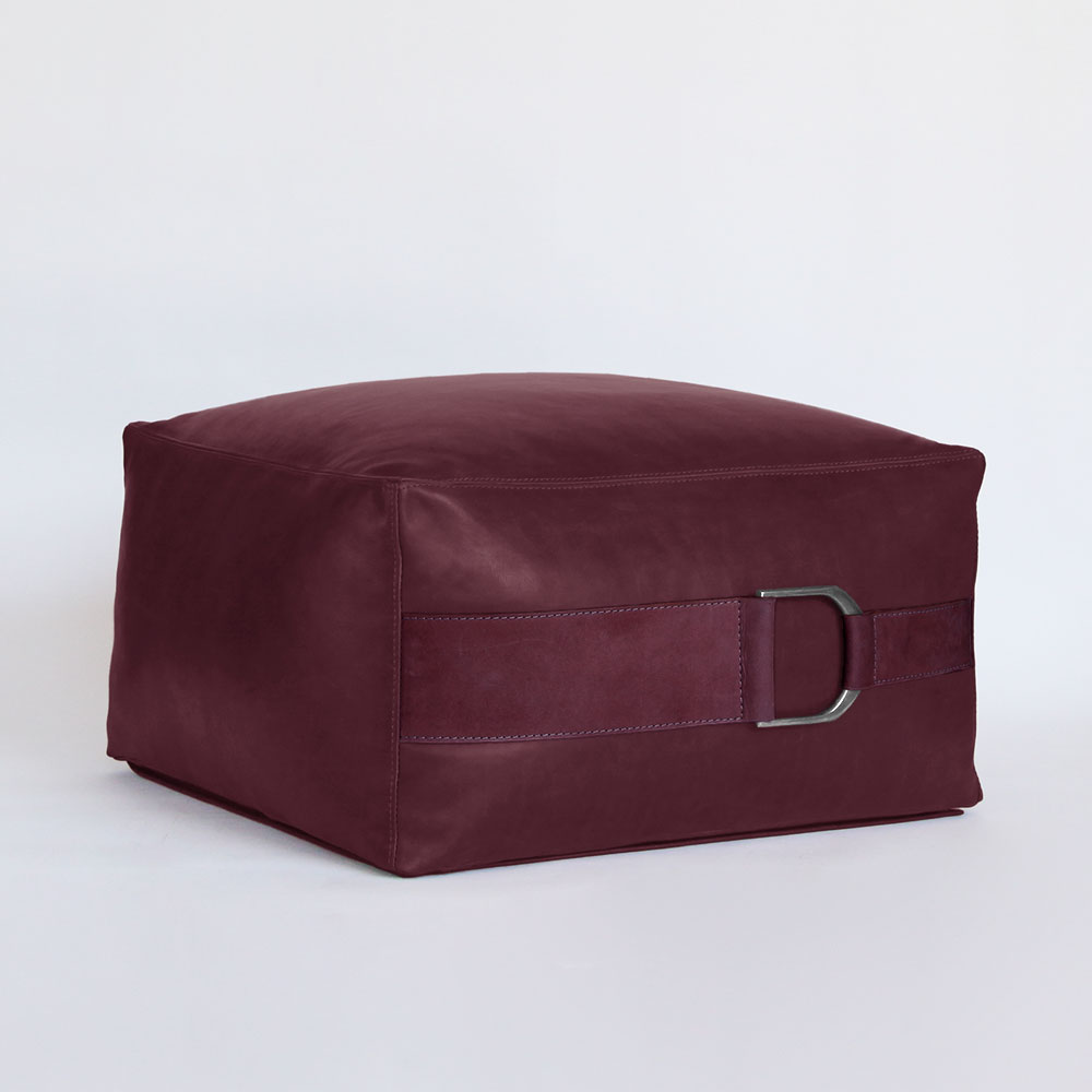 <a href="https://www.lavivahome.mom/talabartero-leather-poufs-pillows-collection/">Talabartero Leather Pouf</a><br /><span style="font-size:9pt;" >Solid</span> - Image 11