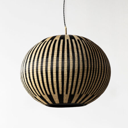 <a href="https://www.lavivahome.mom/lighting/werregue-lighting-collection/">Werregue Collection</a><br /><span style="font-size:9pt;" > Volcán Pendant</span>