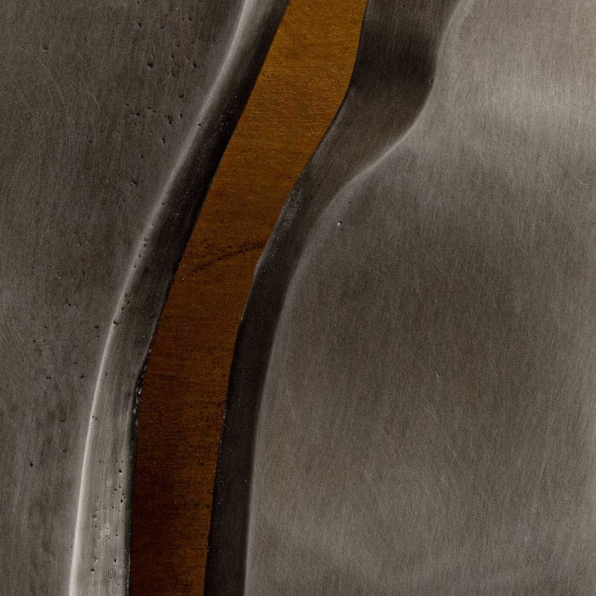 Capullo sconce in ceniza finish detail